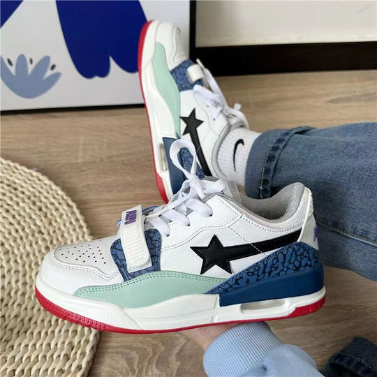 Damen Sneakers mit innovativem Klettverschluss und stilvollem Sternen-Design EB