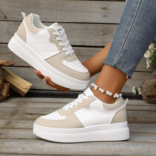 Damen Sneakers mit maximalem Tragekomfort und trendiger Plateau-Sohle EB