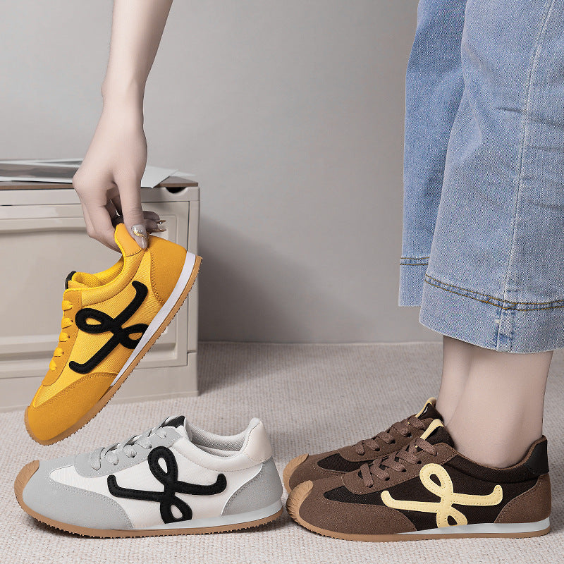 Damen Sportliche Sneakers mit weichem Obermaterial und bequemer Sohle EB