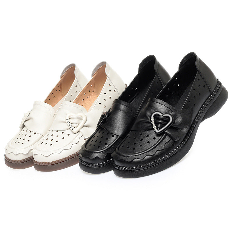 Damen Mokassins mit modischem Herzdetail und atmungsaktiver Perforation EB