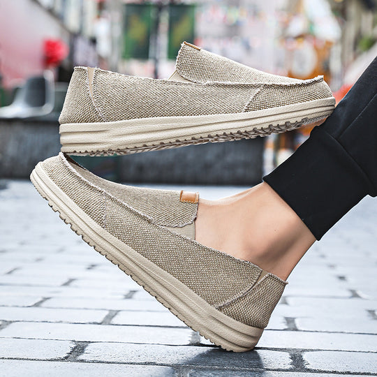 Damen Freizeitliche Slipper mit elastischen Einsätzen und rutschfester Sohle EB