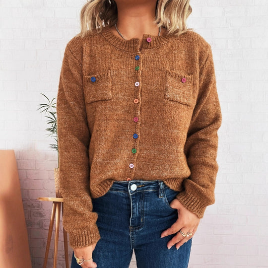 Damen Strickjacke mit bunten Knopfdetails und praktischen Taschen EB