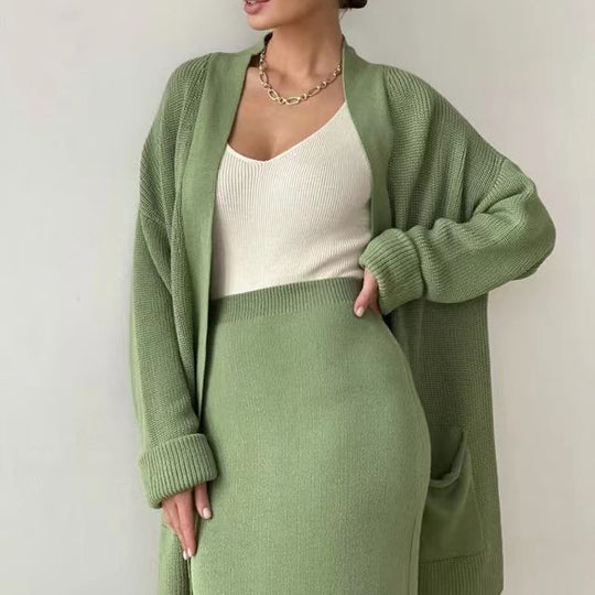 Damen Elegantes Strick-Set mit Rückenschlitzen und lässiger Passform EB