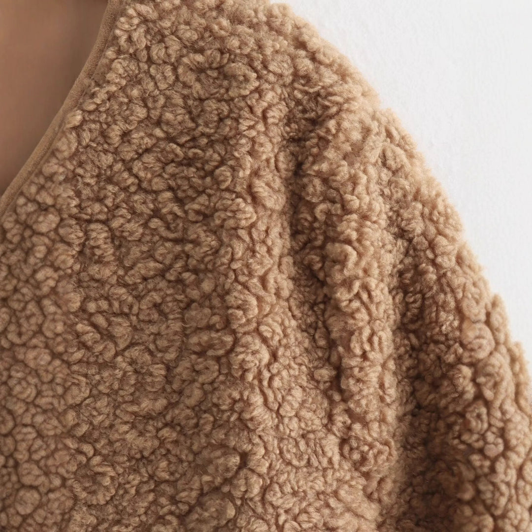 Damen kuschelige Teddyjacke mit Reißverschluss und praktischen Taschen EB