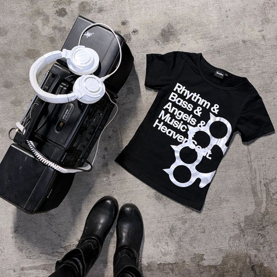 Damen T-Shirt mit kreativem Druckdesign und figurbetontem Schnitt EB