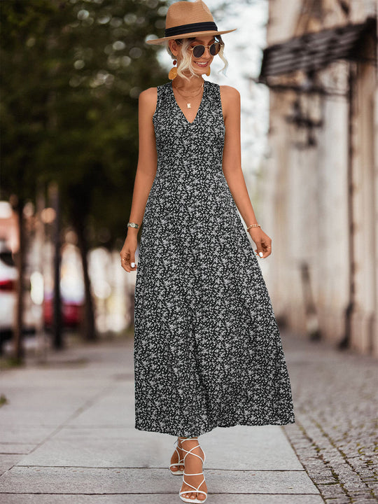 Damen Maxikleid mit floralem V-Ausschnitt und schwingendem Rock EB