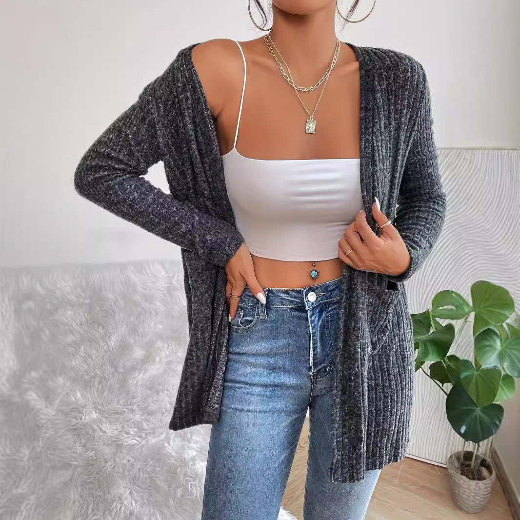 Damen Strickjacke mit feiner Rippstruktur und praktischen Taschen EB