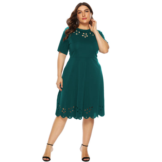 Damen elegantes Kleid mit durchbrochenem Kragen und wellenförmigem Saum EB
