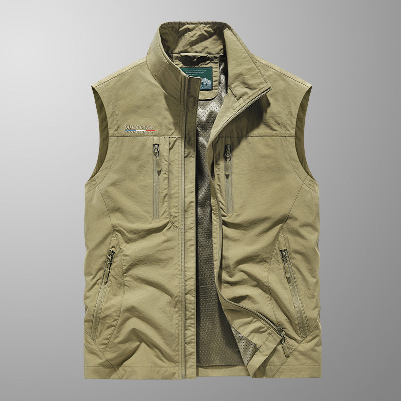 Herren Multifunktionale Outdoor-Utility‑Weste mit Mesh‑Innenfutter und zahlreichen Taschen EB