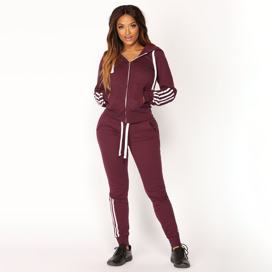 Damen Figurbetontes Loungewear-Set mit Kapuzenpullover, gestreiften Besätzen und taillierter Jogginghose EB