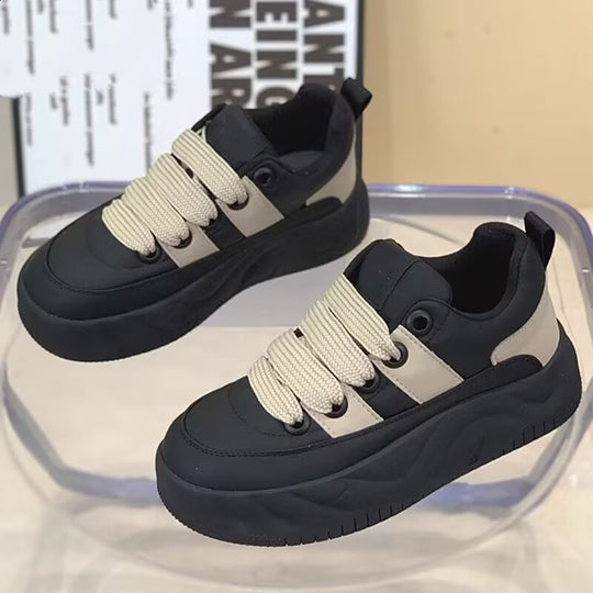 Damen Plattform Sneakers mit dickem Gummi-Style und farblich abgesetzten Details EB