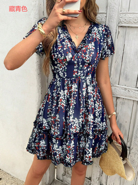 Damen Wickelkleid mit floralen Details und luftigen Ärmeln EB