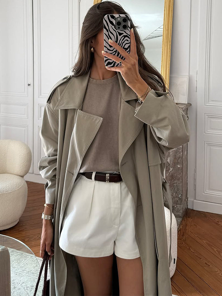 Damen eleganter Trenchcoat mit minimalistischem Design und praktischen Taschen EB