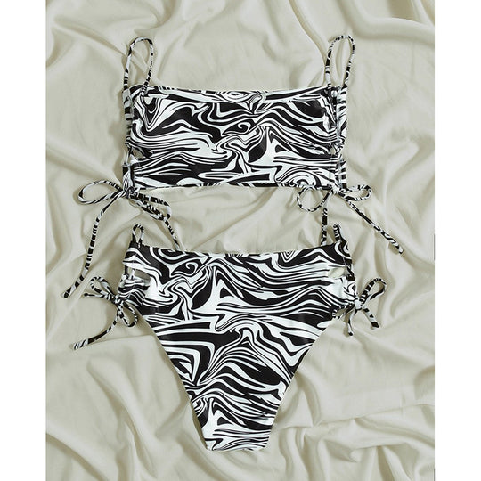 Damen Triangel-Bikini mit verstellbaren Bändern und elastischem Design EB