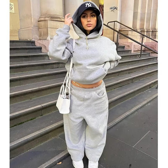 Herren nan urbaner Boxy-Hoodie mit verkürztem Rumpf, überschnittener Schulter und weichem Fleece-Innenfutter EB
