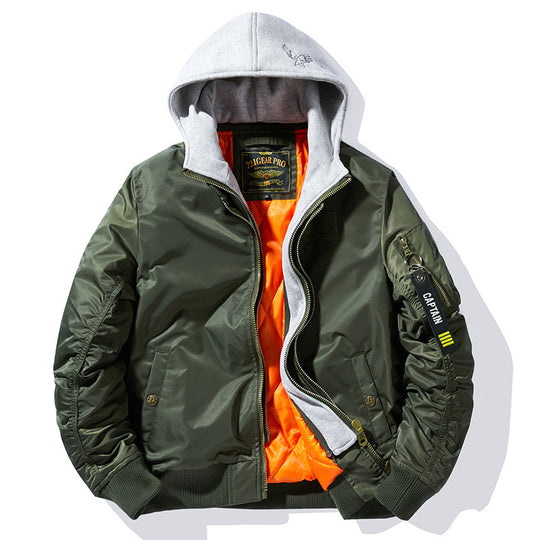 Herren nan fliegerinspirierte Bomberjacke mit integriertem Kapuzeneinsatz, Ärmeltasche und wattierter Innenlage EB