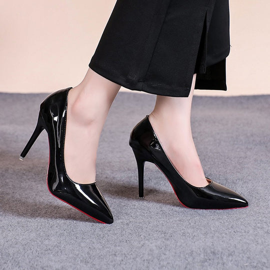 Damen elegante spitze Lackpumps mit hohem Absatz EB