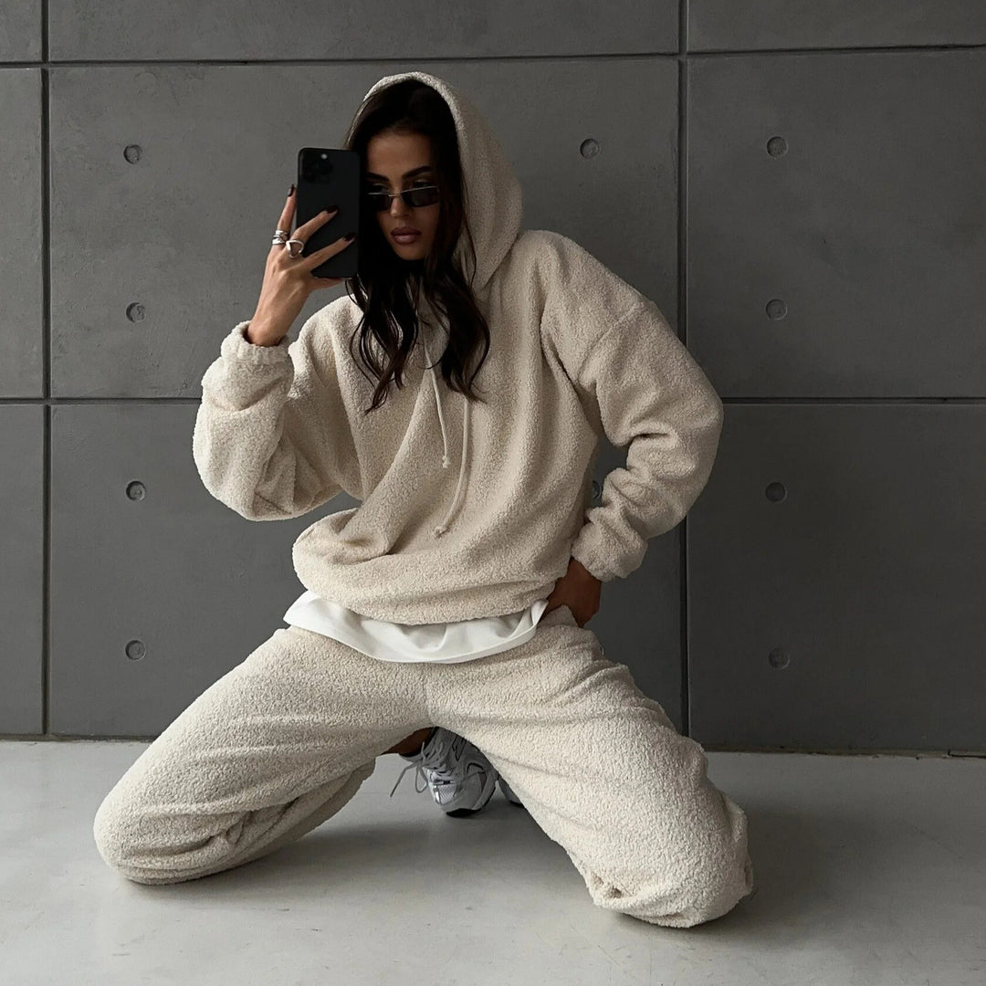 Damen Kuscheliges Sherpa-Loungewear-Set mit Oversized-Kapuzenpullover und weiten Bündchenhosen EB