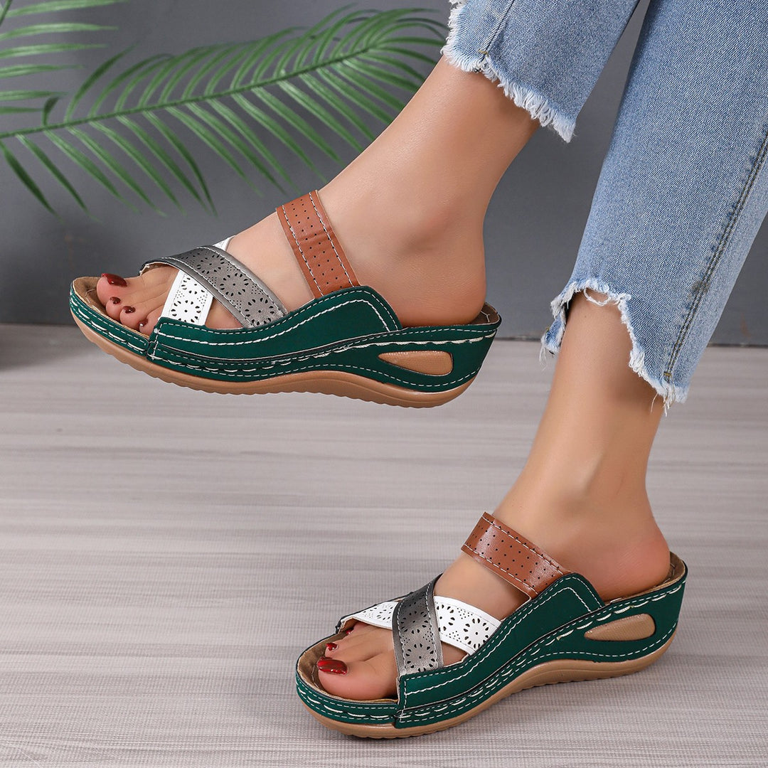 Damen Komfortable Clogs mit modischem Riemendesign EB
