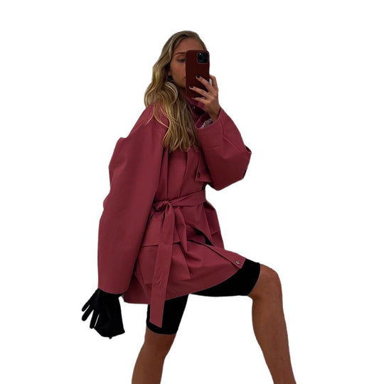 Damen Langer Trenchcoat mit breitem Kragen und taillierbarem Gürtel EB