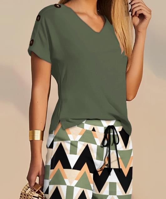 Damen lässiger Shorts-Set mit Knopfdetail und V-Ausschnitt EB
