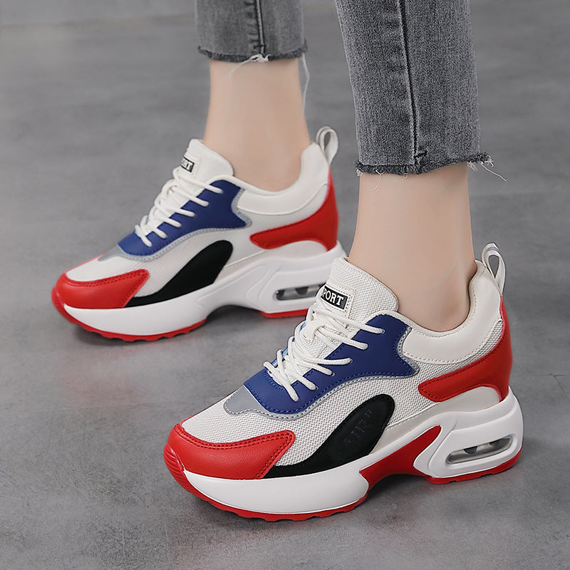 Damen nan dynamischer Retro-Sneaker mit sichtbarer Fersen-Dämpfung, strukturiertem Mesh-Obermaterial und Zuglasche EB