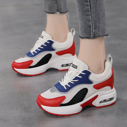 Damen nan dynamischer Retro-Sneaker mit sichtbarer Fersen-Dämpfung, strukturiertem Mesh-Obermaterial und Zuglasche EB