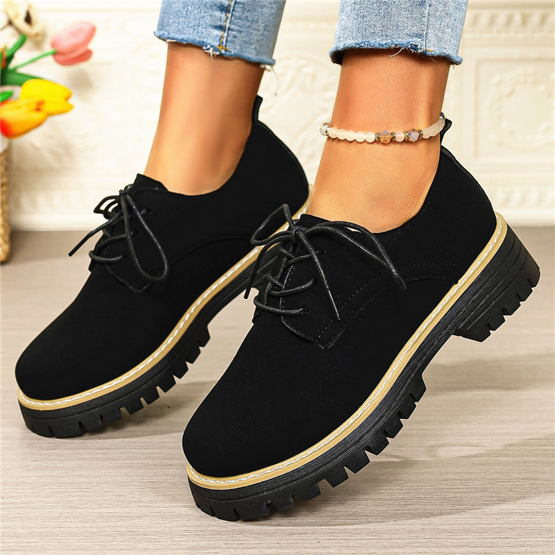 Damen Schnürschuhe mit robustem Profil und modernem Look EB