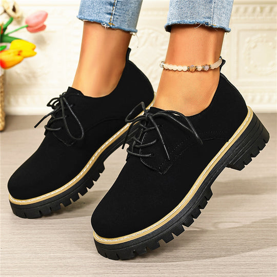 Damen Schnürschuhe mit robustem Profil und modernem Look EB