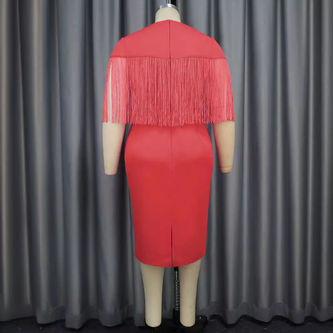 Damen Figurbetontes Kleid mit fransigen Ärmeln EB