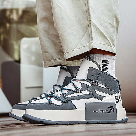 Herren Modische High-Top Sneakers mit innovativem Traktionsdesign EB