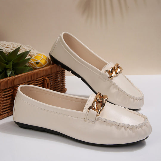 Damen Mokassin-Slipper mit elegantem Ketten-Detail EB