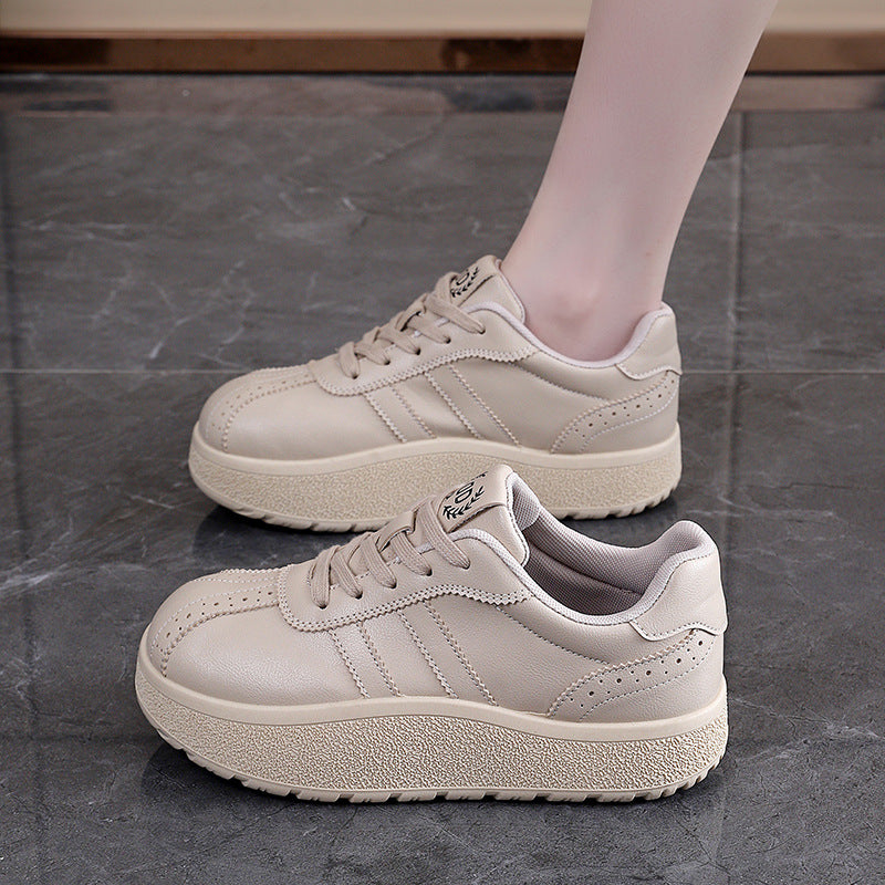 Damen Komfortable Sneaker mit dicker Laufsohle und elegantem Design EB