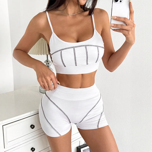 Damen Sportliches Set mit Crop-Top und Shorts EB