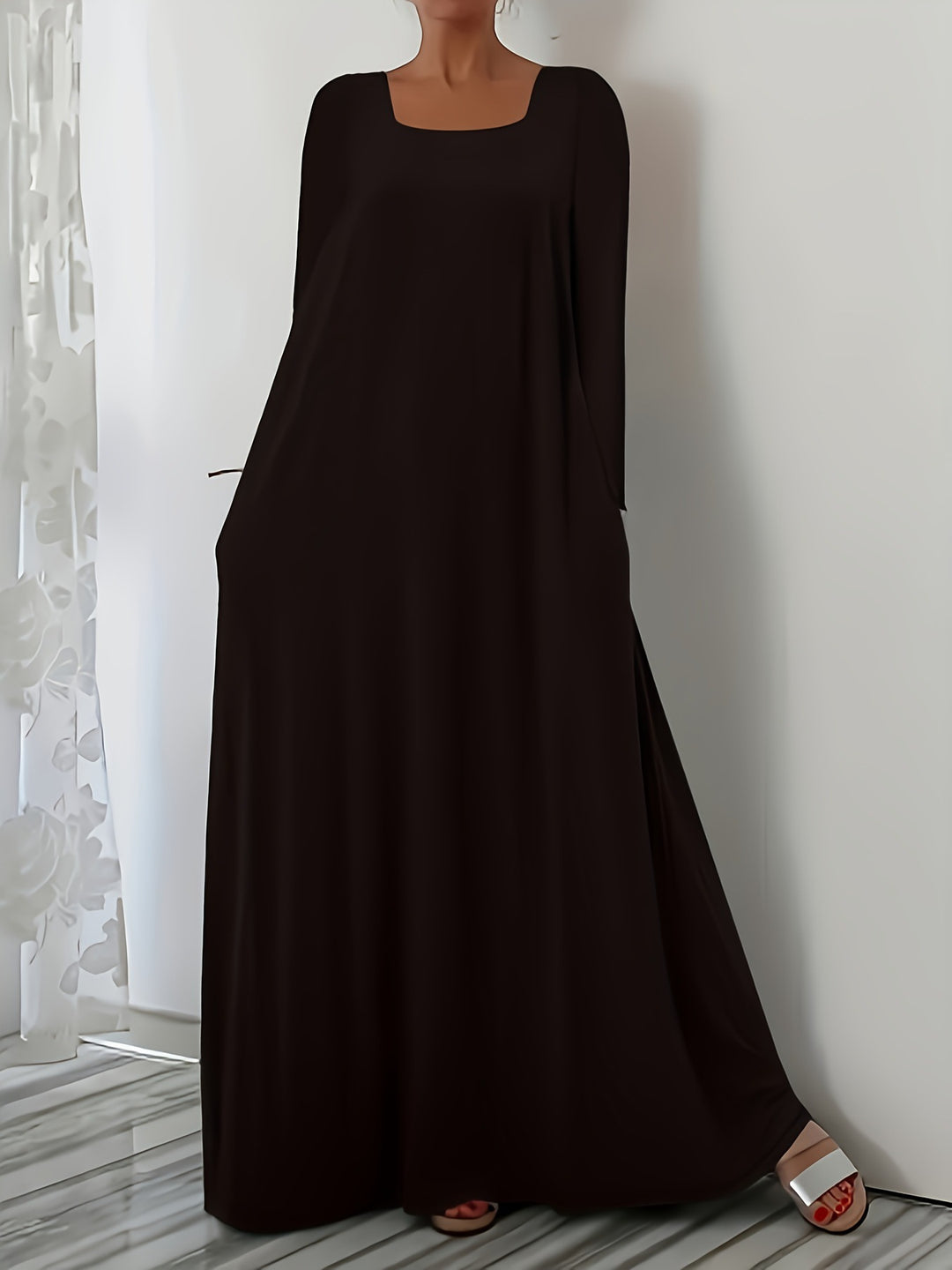 Damen Weit geschnittenes Maxikleid mit praktischen Taschen EB