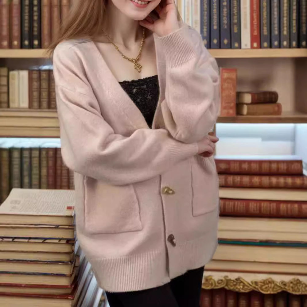 Damen gemütlicher Knitwear Cardigan mit großen Taschen und hochwertigen Knopfdetails EB