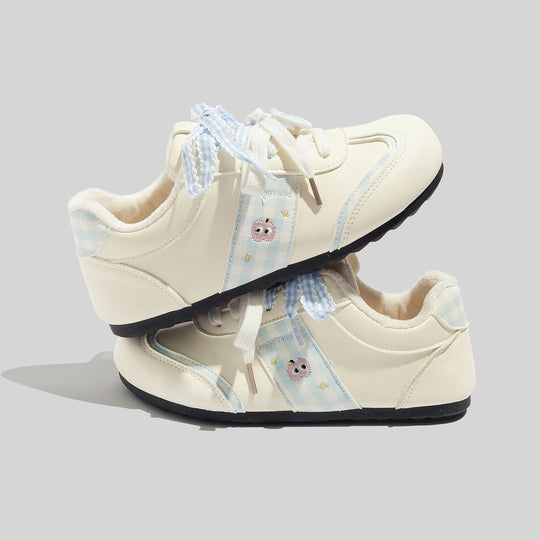 Damen Komfortable Sneaker mit kuscheligem Innenschuh und verspieltem Design EB