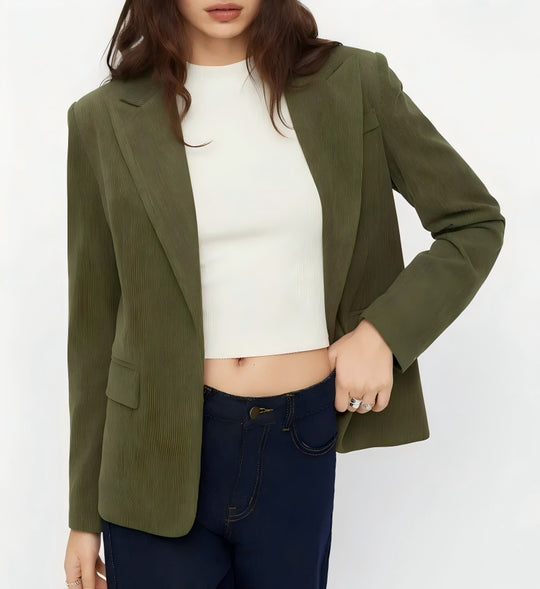 Damen Kord-Blazer mit schmaler Silhouette, schmalem Revers und Pattentaschen EB