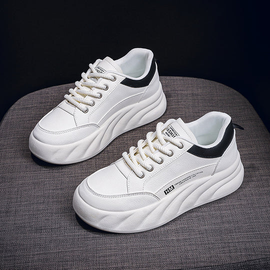 Damen Sneakers im modernen Chunky-Stil mit formgerechter Sohle EB