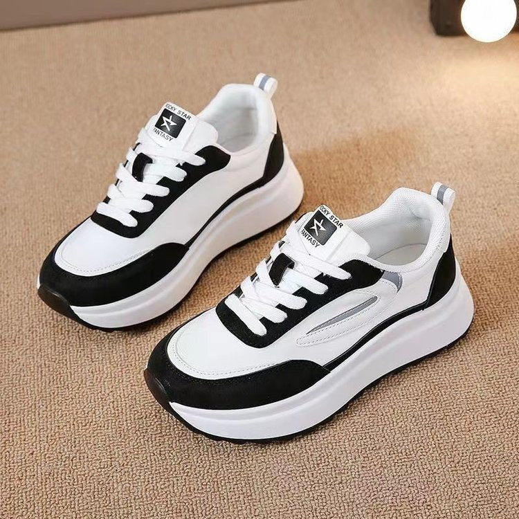 Damen Komfort-Sneaker mit dicker Plateausohle und trendigem Design EB