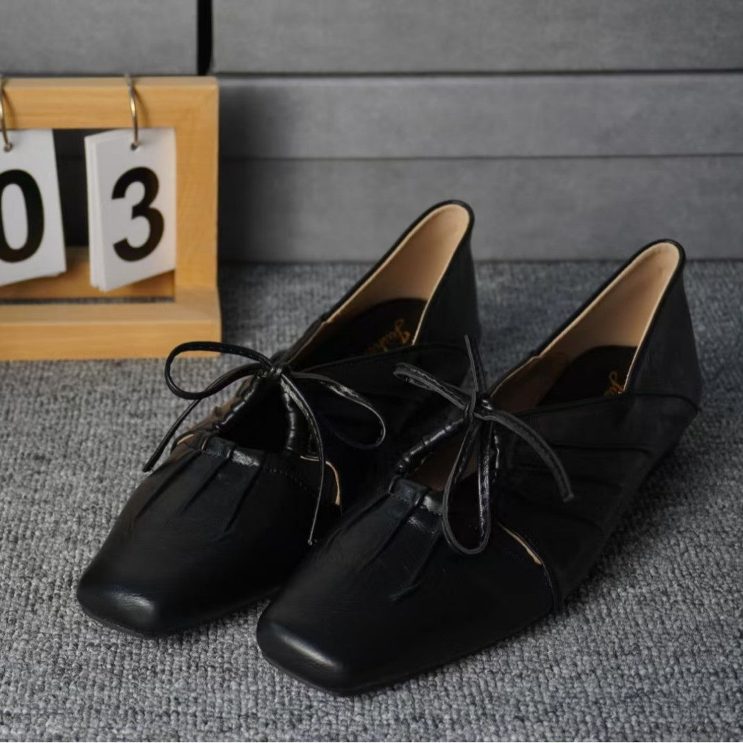 Damen elegante Slip-On Ballerinas mit kunstvollem Riemendetail EB