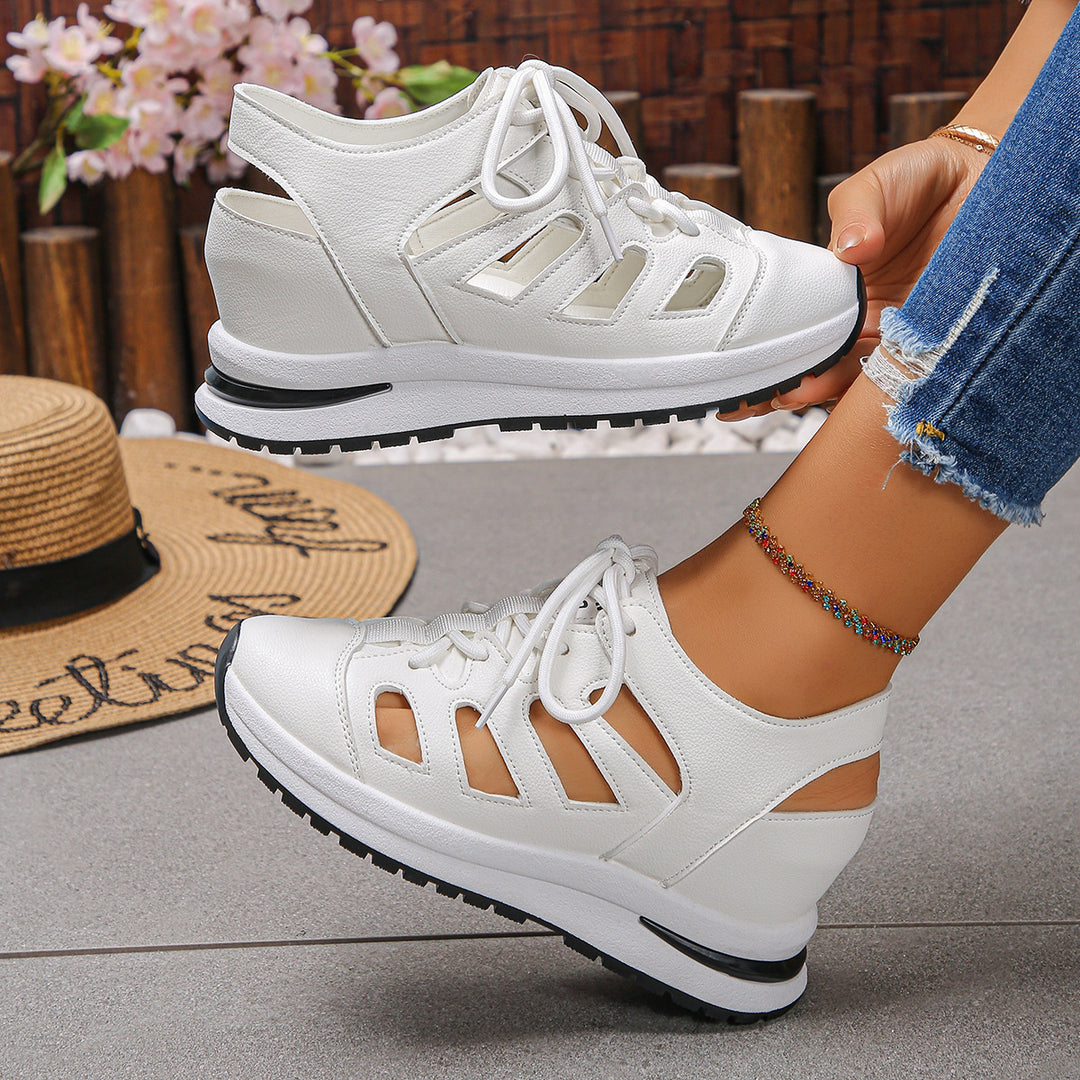 Damen Freizeitsneaker mit atmungsaktiven Netz-Details und rutschfester Sohle EB
