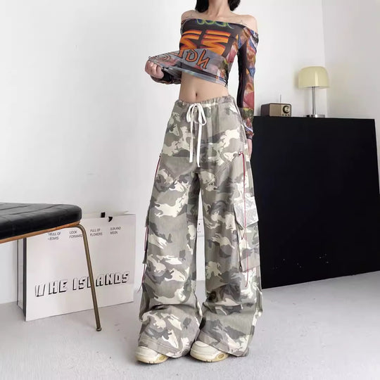 Damen Cargo-Hose im lässigen Oversized-Schnitt mit modischem Camouflage-Design EB
