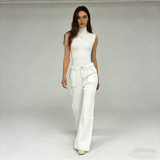 Damen nan hochgeschnittene Relaxed-Jeans mit geradem Bein und aufgesetzten Fronttaschen EB