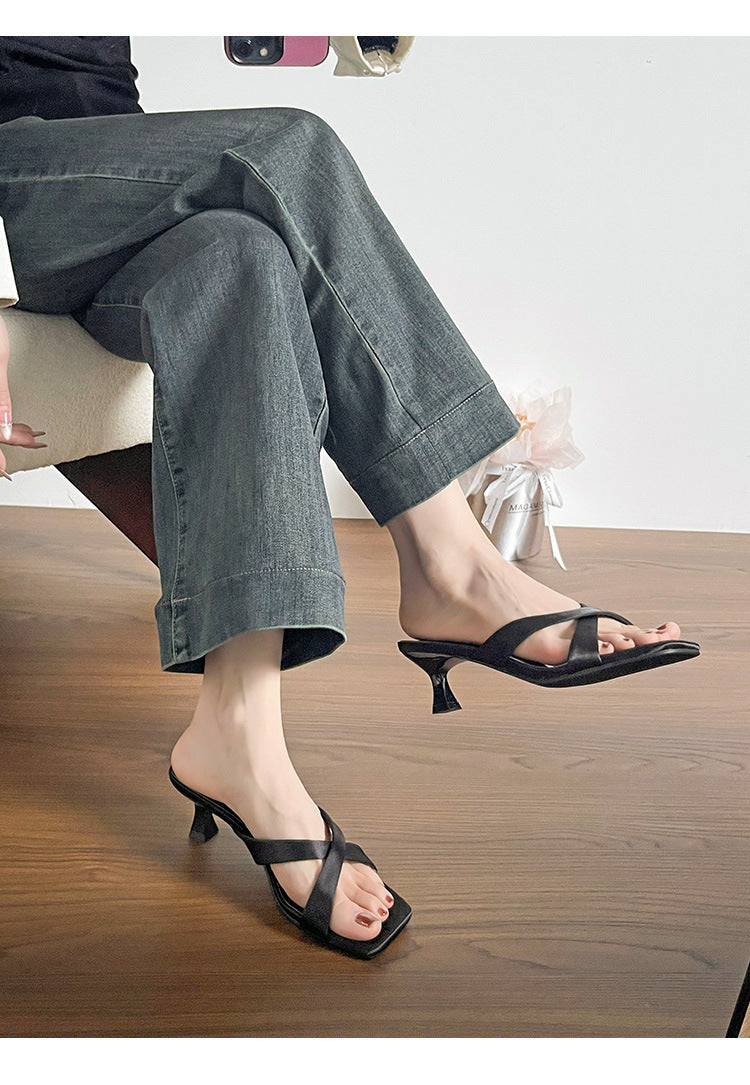 Damen elegante Cross-Over Sandalen mit modischem Absatz EB