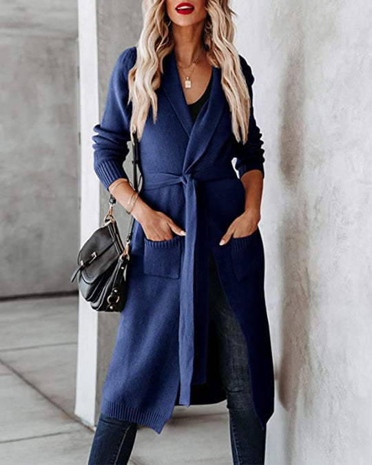 Damen Strickmantel mit eleganter Taillierung und praktischen Taschen EB