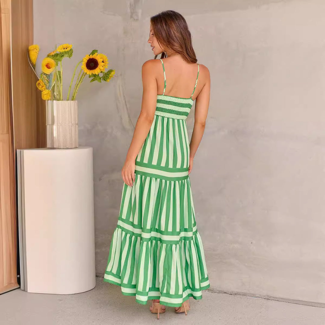 Damen Maxikleid mit schmalen Trägern und gestreiftem Design EB