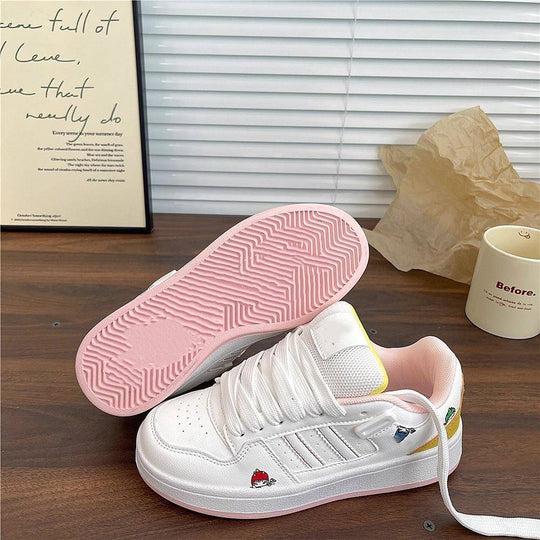 Damen Modische Sneakers mit innovativer Dämpfung und verspielten Applikationen EB
