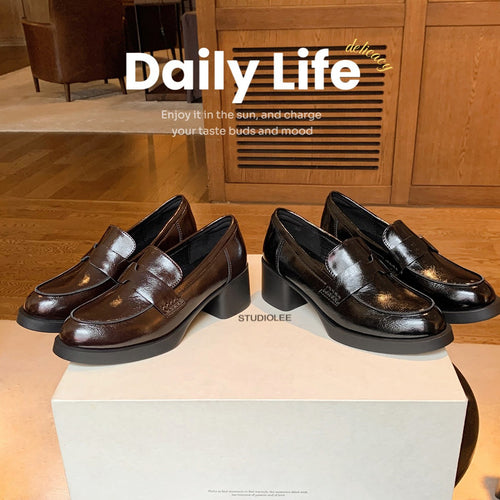 Damen modische Loafers mit glänzender Oberfläche und komfortablem Blockabsatz EB