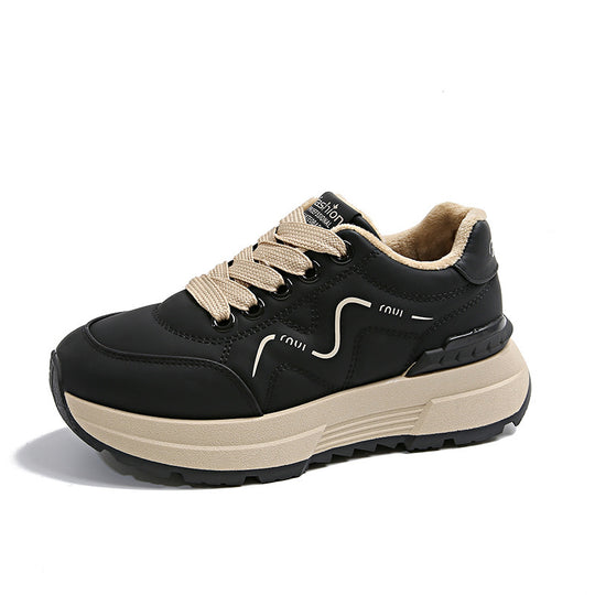 Damen Sportliche Skater Sneakers mit gepolsterter Innensohle und stabiler Laufsohle EB